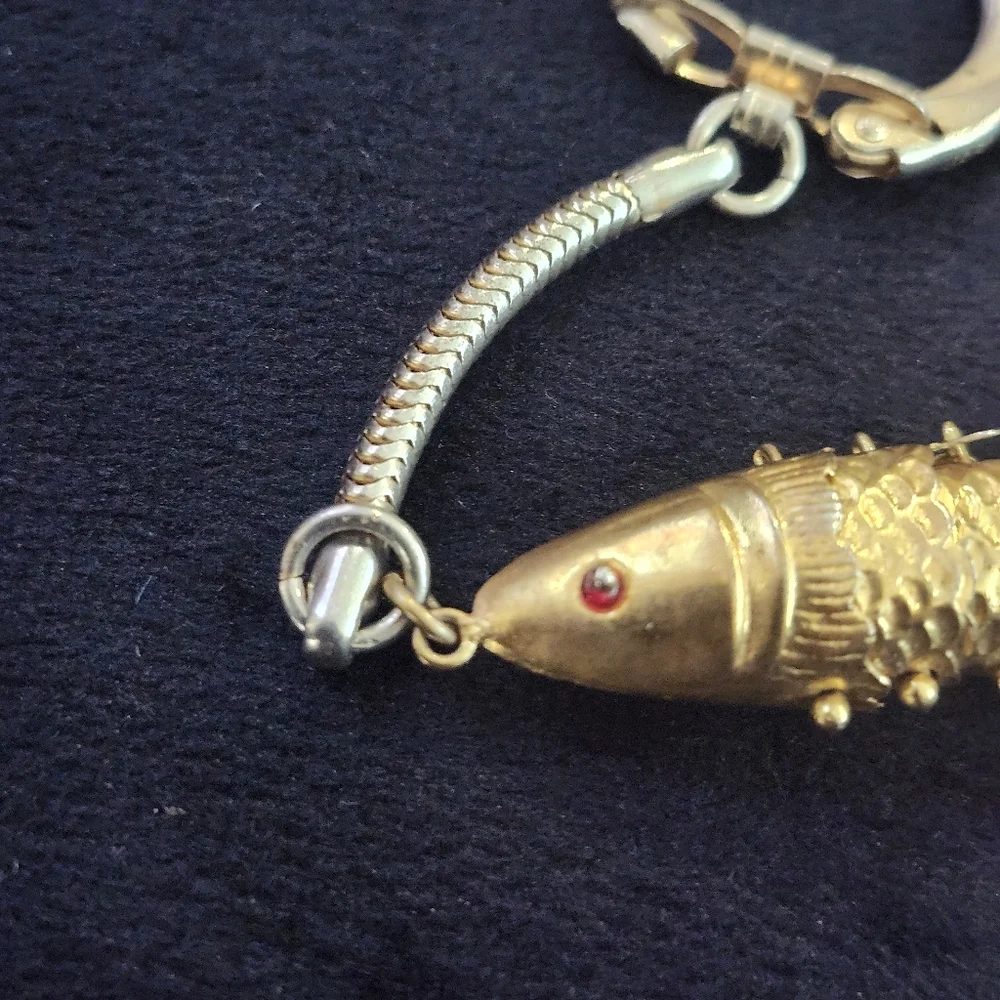 vintage articulated Koi goldtone fish keychain